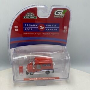 Greenlight Limited Edition Canada Post LLV Van w Mailbox Hobby Exclusive 1:64